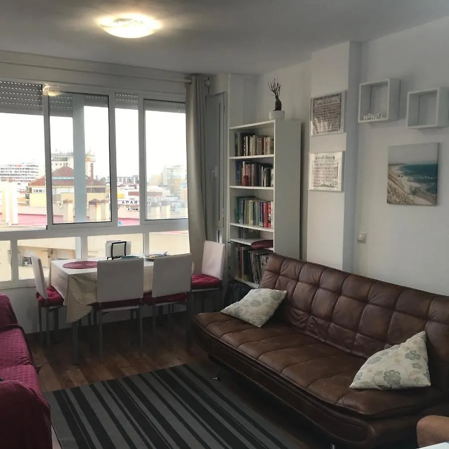 Apartment Apartamento Estudio Loft: Centro Céntrico con WiFi y Check-out Tardío Torremolinos Spain