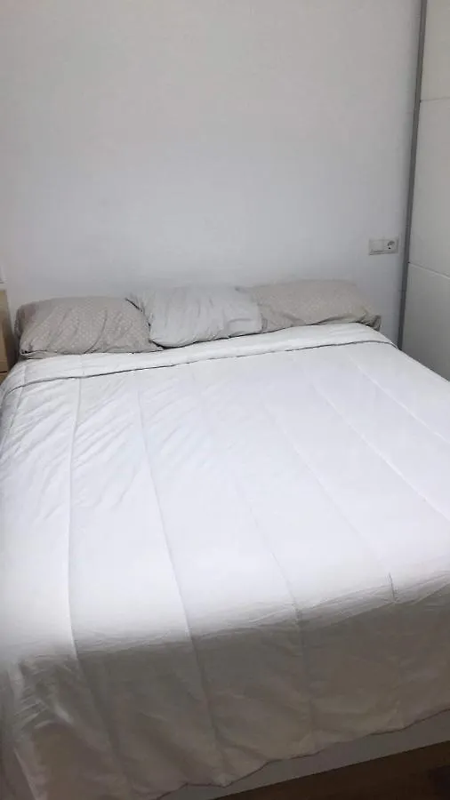 Apartamento Estudio Loft: Centro Céntrico con WiFi y Check-out Tardío Torremolinos Apartment