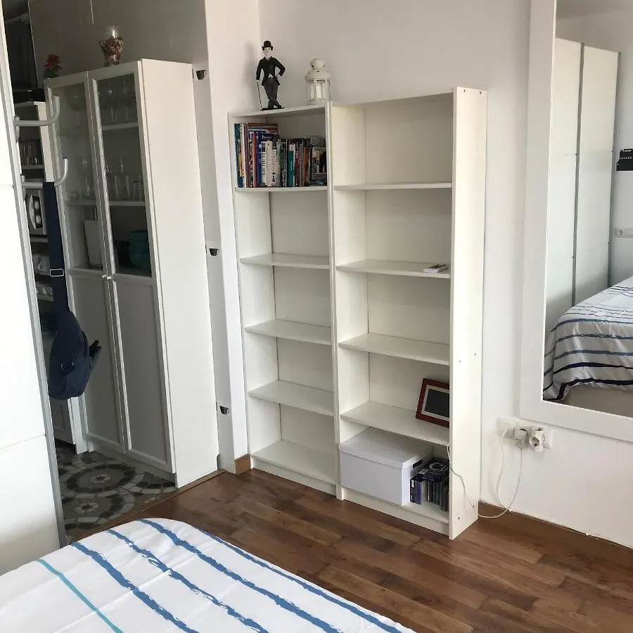 Apartamento Estudio Loft: Centro Céntrico con WiFi y Check-out Tardío Torremolinos Apartment