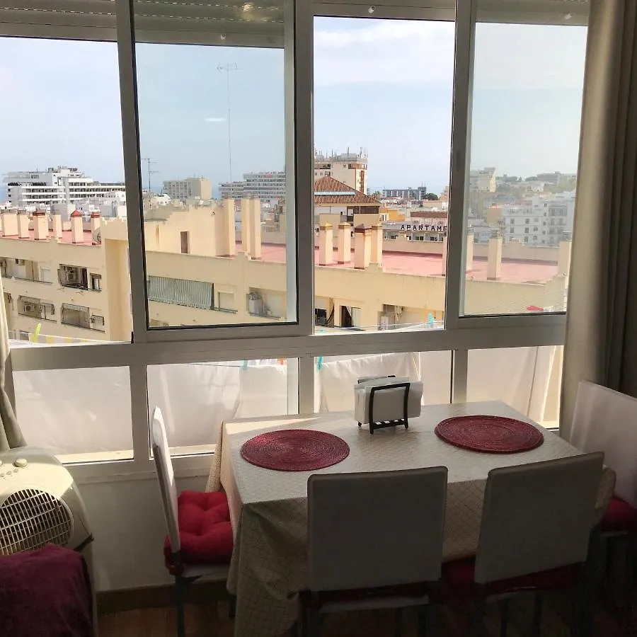 Apartment Apartamento Estudio Loft: Centro Céntrico con WiFi y Check-out Tardío Torremolinos